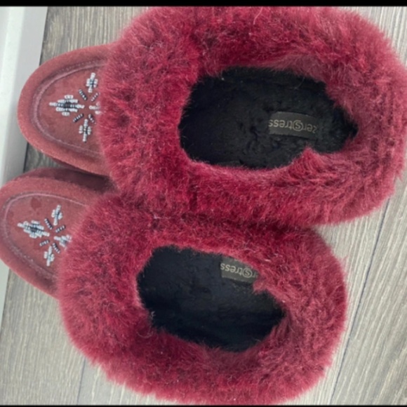 Zerostress Real Fur Lined Moccasins - Size 6 - Picture 3 of 3